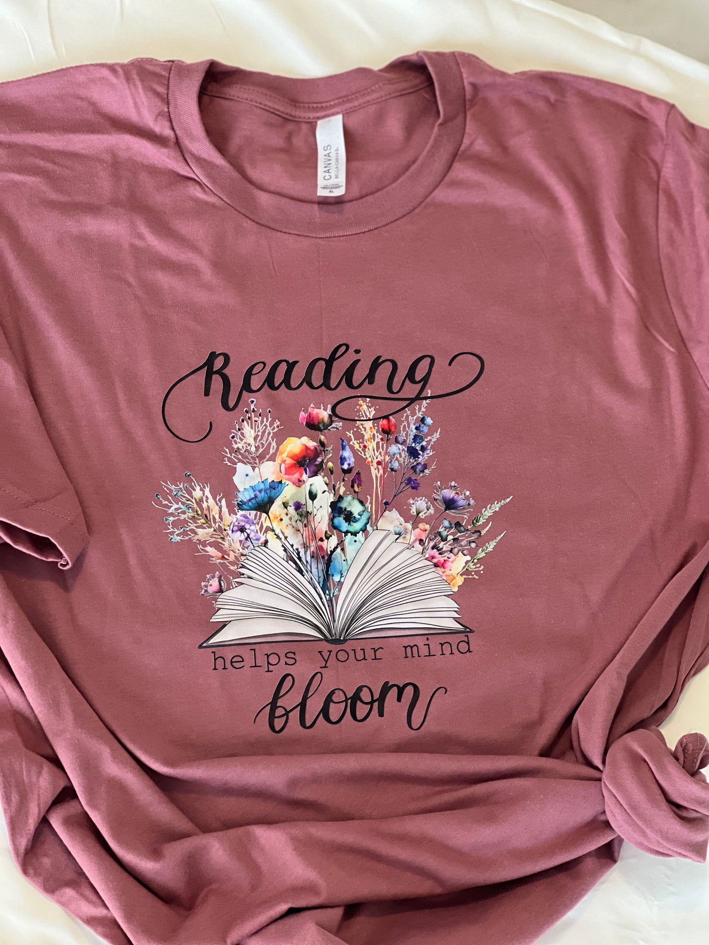 Reading helps your Mind Bloom T-Shirt (Mauve)